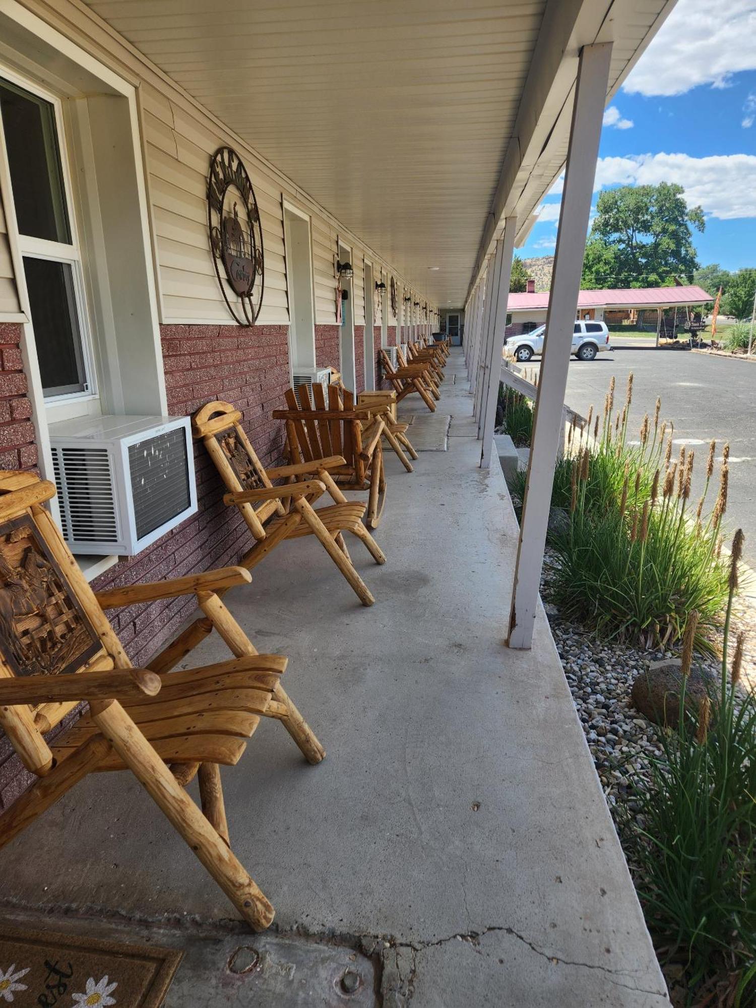 Cowboy Country Inn Escalante Ngoại thất bức ảnh